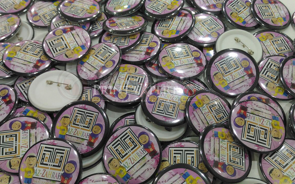 Button Badge Samples: Photo 2