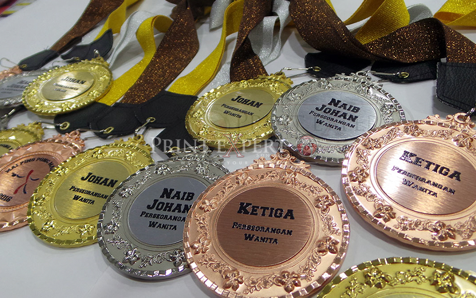 Medal & Trophy Samples: Photo 3